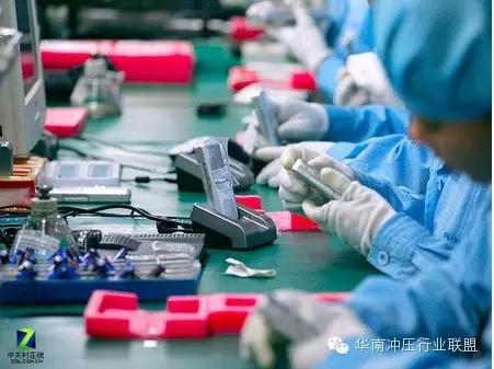 中國制造2025”戰(zhàn)略：中國制造業(yè)如何走出困境？(圖1)