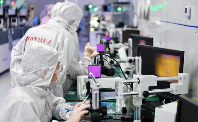 白宮終于忍不住了，中國(guó)高端芯片出口破萬(wàn)億，同比增長(zhǎng)20.3%(圖4)