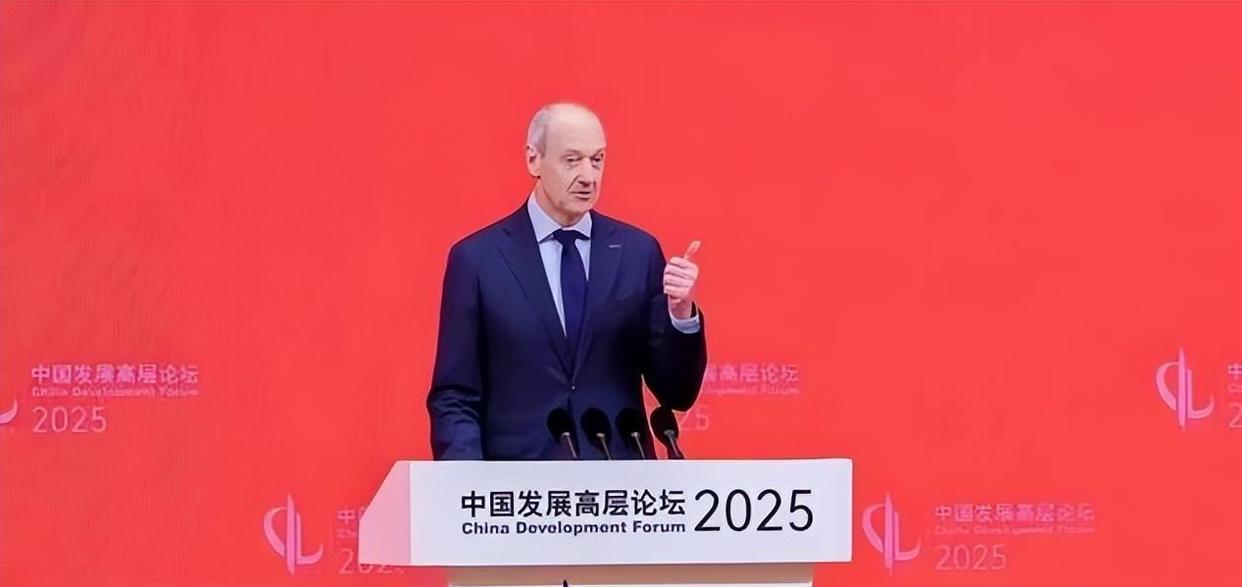 2025芯片大戰(zhàn)迎來分水嶺，中方警告全球“配合美國禁令就是違法”，美媒承認中國超越時刻已到(圖5)